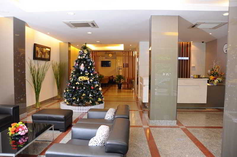 Park Saigon Khách sạn 3*
